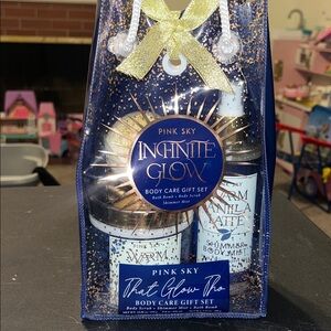 Pink Sky In The Glow Care Set